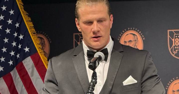 1819 News gives Albert Patterson Courage Award to Craig Monger for reporting on Bubba Copeland