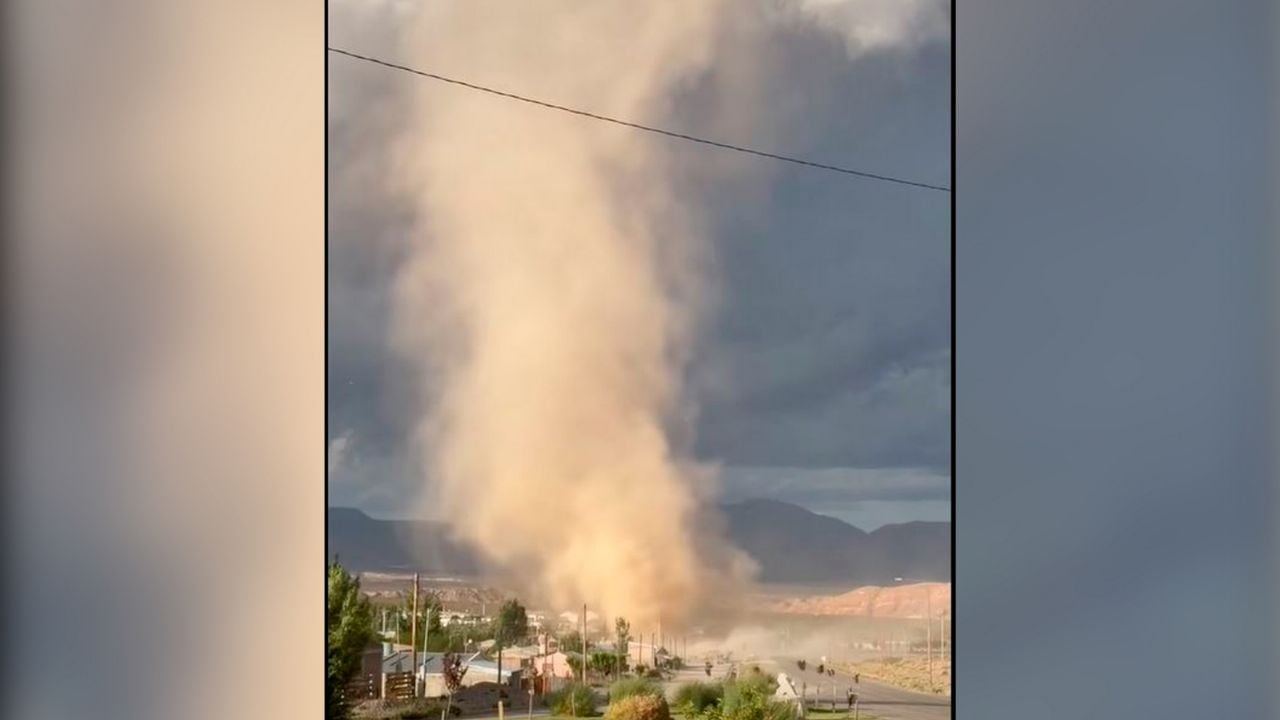 "Fue desesperante": el relato una comerciante de Barrancas que enfrentó al "diablo de polvo"