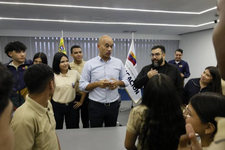 Feveem presenta plan de trabajo al Ministerio de Educación