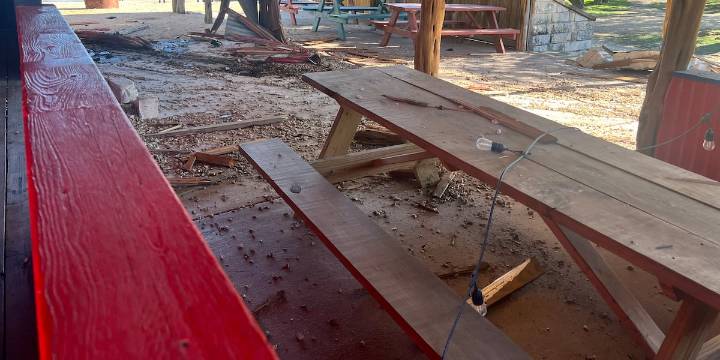 Killeen, Texas BBQ restaurant looking to rebuild after car wrecks through patio