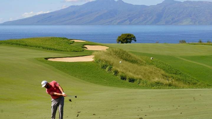 Brown grass cost a famed golf course a big tournament and highlighted Hawaii water problems