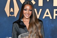 CMA Awards 2025: See All the Stars Arriving on the Red Carpet [Photos]