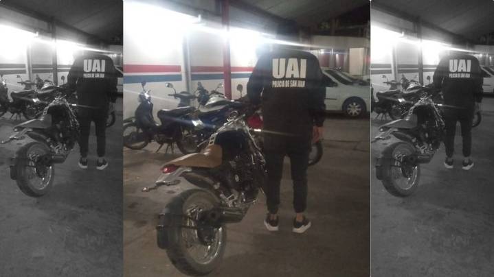 Circulaba en una moto robada y lo detuvieron en un operativo