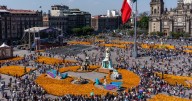 CDMX cierra celebraciones por Día de Muertos con más de 900 mil visitantes en el Zócalo