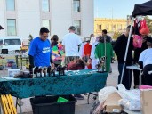 "Chihuahua vale la Peña" en la Plaza del Ángel