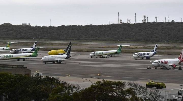 Aereolíneas venezolanas operan con normalidad
