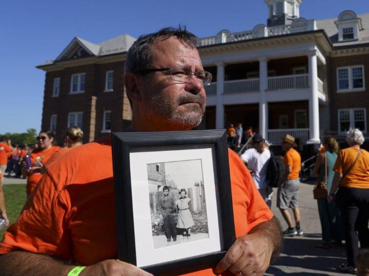 How Indigenous veterans faced battles at home and abroad