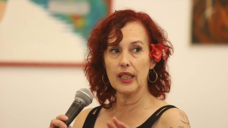 Honra Roxana Elvridge-Thomas a escritoras mexicanas y al feminismo con ‘Shamhat, las magníficas’