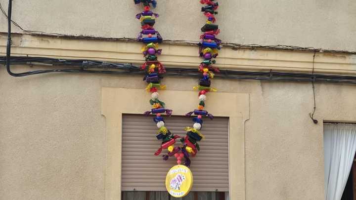 Mallorca no sucumbe del todo al tsunami de Halloween: La Nit de ses ánimes con rosarios azucarados y faroles de calabaza
