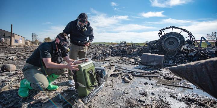 Repeating bell sounded inside cockpit seconds before deadly UPS plane crash, NTSB says