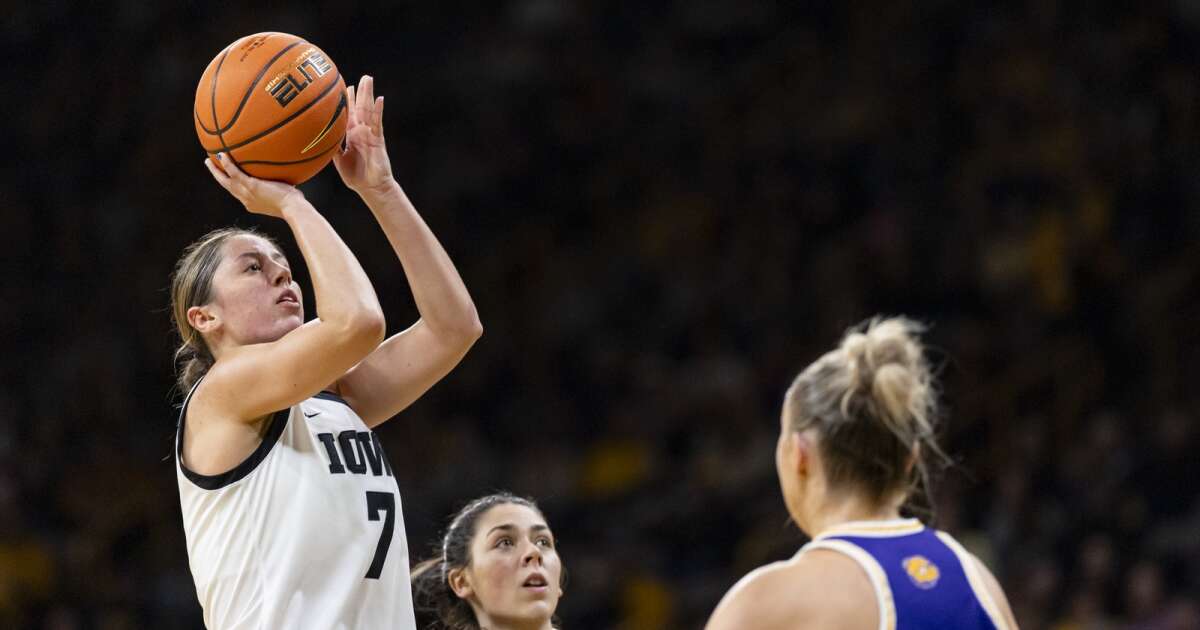 It’s ‘slodgy’ at times, but Iowa gets past Western Illinois to reach 7
