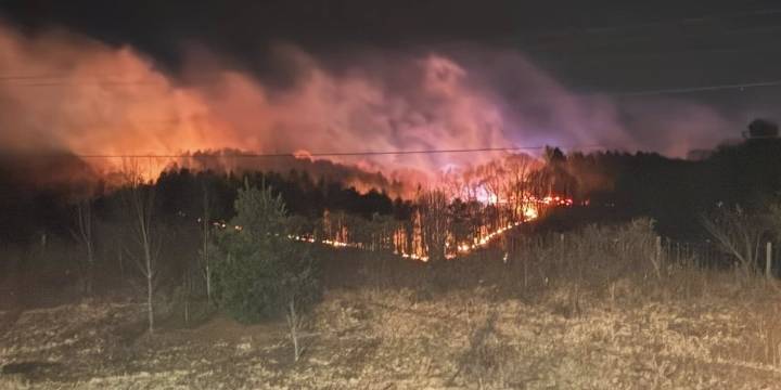 Large brush fire contained in Hillsville