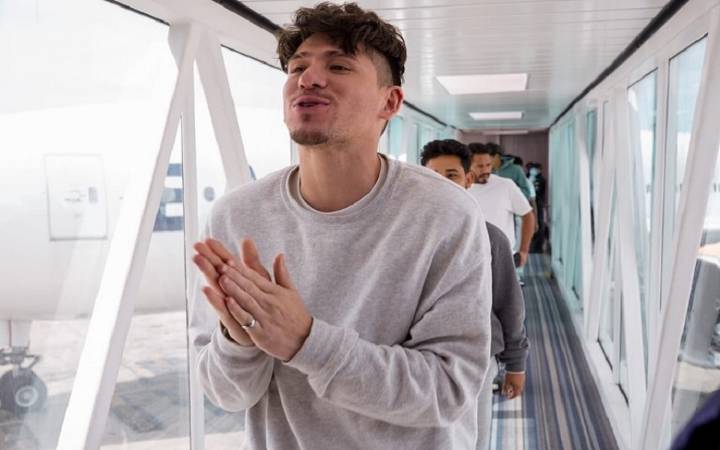 Arriba al país un nuevo vuelo con 279 migrantes venezolanos repatriados desde Texas, EE.UU. (+Fotos) 12 de noviembre de 2025 | País El grupo de venezolanos repatriados esta conformado por 218 hombres,