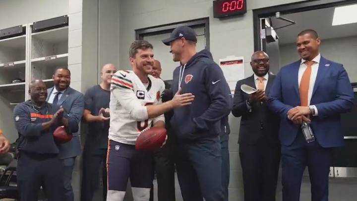 Bears take first place in NFC North behind last