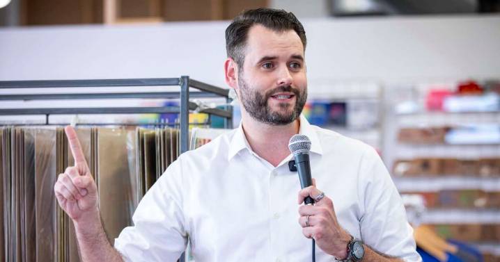 More endorsements in Iowa’s gubernatorial, U.S. Senate campaigns