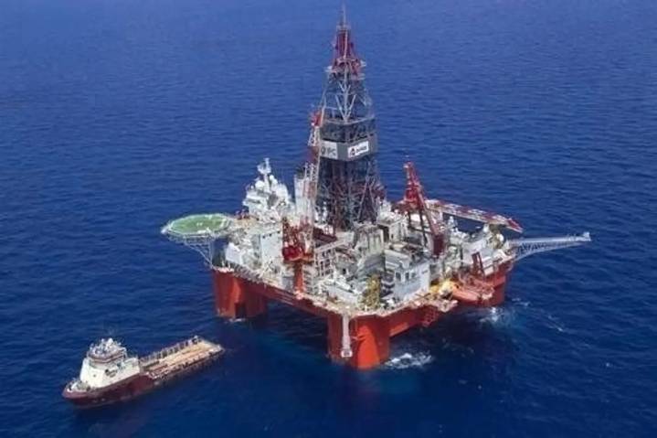 Producción de Pemex alcanza sus cifras más bajas; se contrajo 4.5% en el tercer trimestre