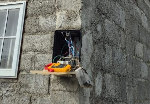 Advertencia de la Cooperativa Eléctrica