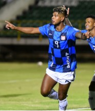 LOS “AJEDREZADOS” CERRARON CON UNA DERROTA -