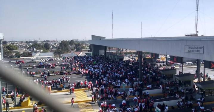 Carreteras y autopistas bloqueadas hoy martes 25 de noviembre en México: cierres y rutas alternas