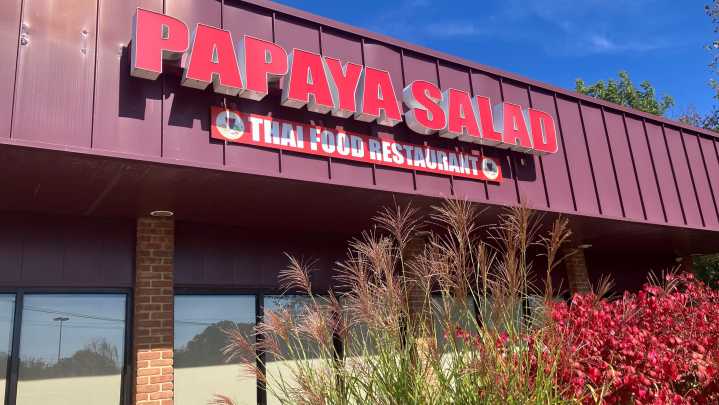 Video: Papaya Salad in Cuyahoga Falls offers exciting, flavorful fare