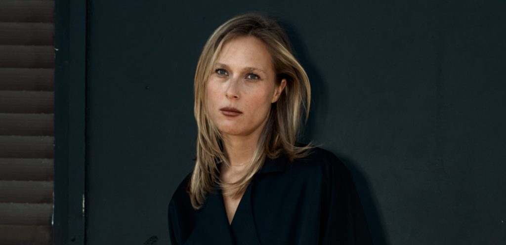 Lena Góra Signs With Artist International Group