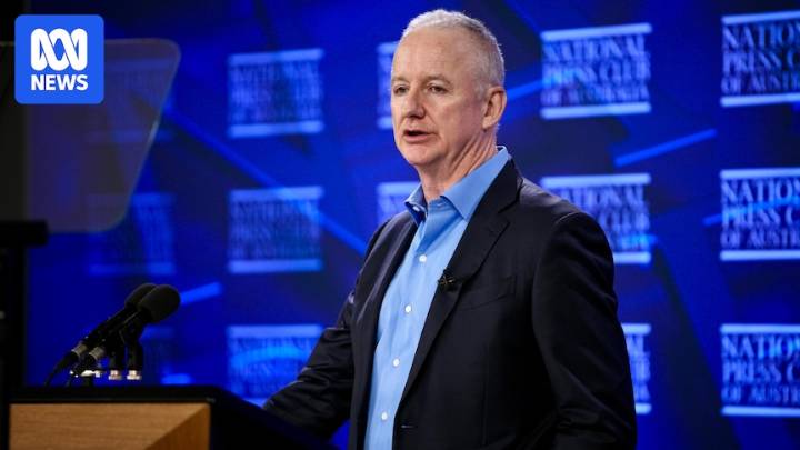 ABC managing director tells journalists not to 'second