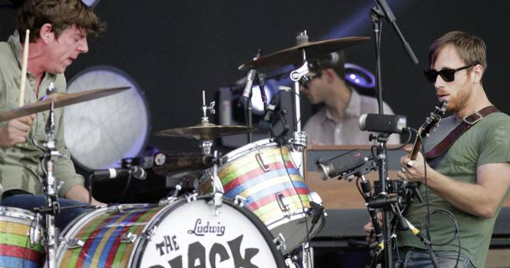 The Black Keys to host a 'Record Hang' deejay show at New Orleans' Saturn Bar