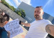 Protesta en San Bartolomé de Tirajana por la retirada policial de una tarjeta de estacionamiento de discapacidad