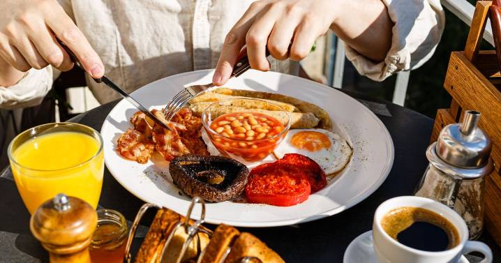 'Avoid' these two breakfast foods that are the 'worst' for cholesterol