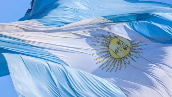 Lionel Fernández, economista argentino, sobre los niveles productivos en el país: “Ya es el tercer trimestre que baja”