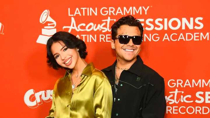 Ángela Aguilar habla de la ausencia de Nodal en su gira