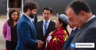Hito en la relación bilateral tras 19 años: Boric llega a Bolivia para asistir a cambio de mando