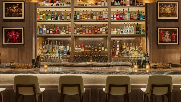This swanky cocktail bar is New York's chicest spot in the Theater District