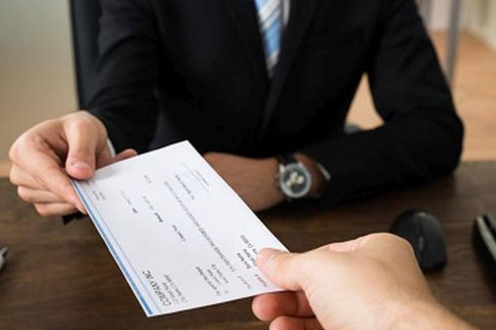 SC Raps Banks for ‘Harassing’ Small Borrowers With Distant Cheque