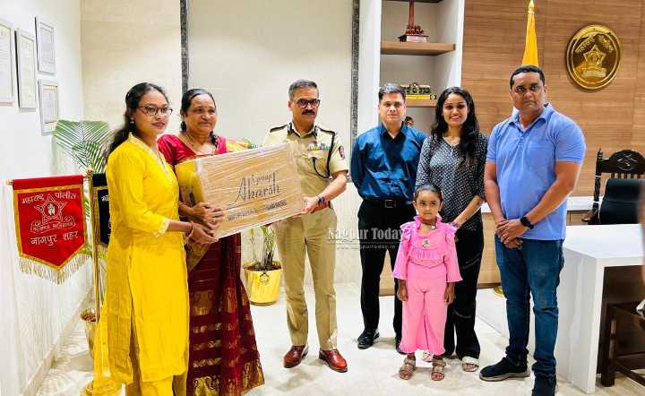 Nagpur Police Get Sanitary Pad Vending Machines from Shri Swami Samarth Foundation