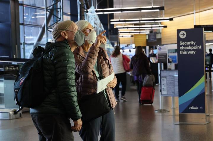 Sea-Tac flight cancellations for Saturday climb to 35