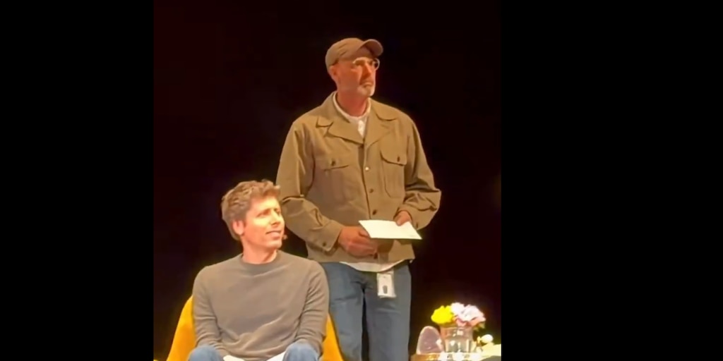 Sam Altman recibe una citación judicial en vivo: así fue el incómodo momento