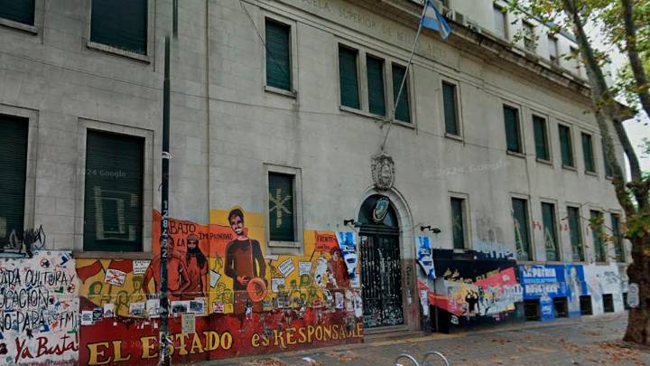 Grave amenaza obliga a cerrar las puertas de la Facultad de Artes de la UNLP: "Voy a fusilarlos a todos"