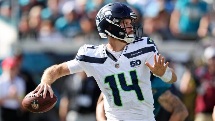 Week 12 NFL player props, picks odds: Target Sam Darnold with Week 12 NFL bets