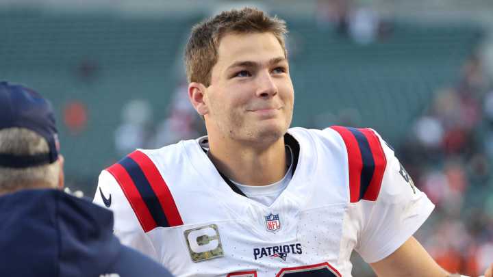 Two-time SB champion rips Newton over takes about Pats, Maye