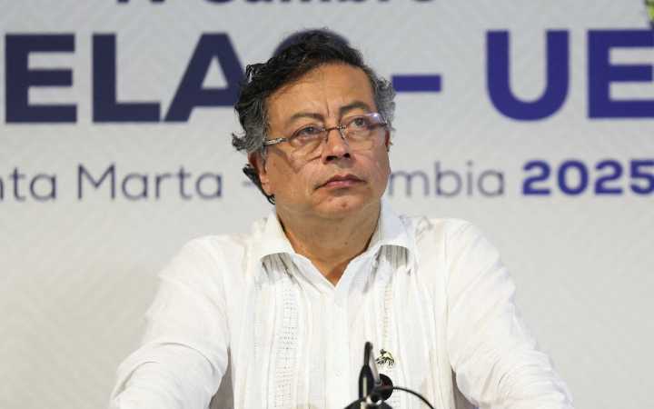 Petro suspende intercambio de información de inteligencia con EE.UU.