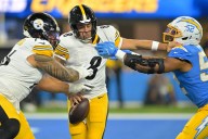 Aaron Rodgers has his worst game as a Steeler in blowout loss to Chargers