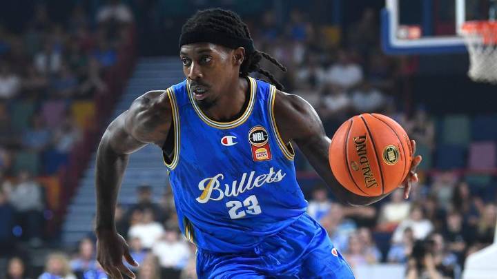 Prather injured as Bullets blown away by Breakers