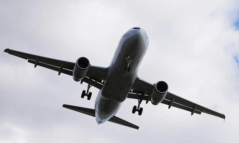 Venezuela revoca concesión a aerolíneas que cancelaron rutas tras advertencia de EEUU