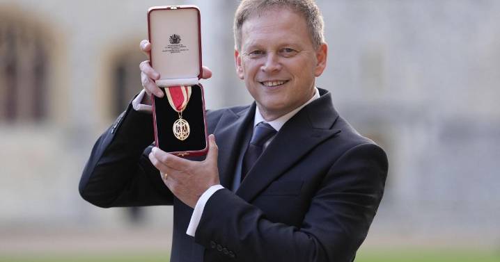 Sir Grant Shapps criticises ‘catastrophic’ budget after receiving knighthood