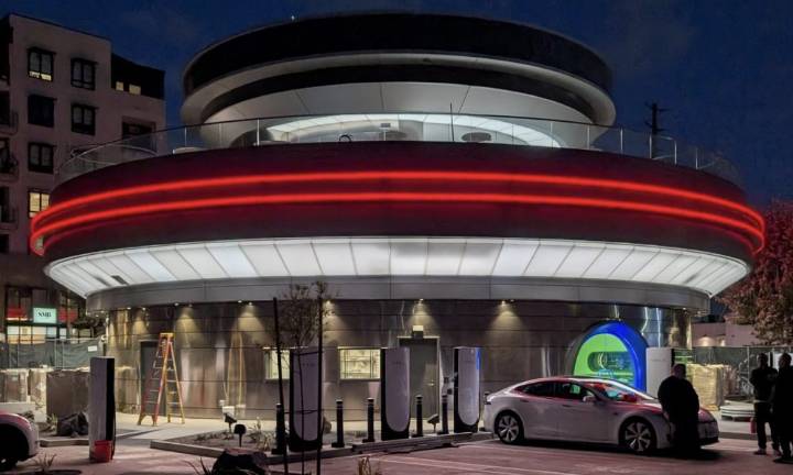 Tesla’s top-rated Supercharger Network becomes Stellantis’ new key EV asset