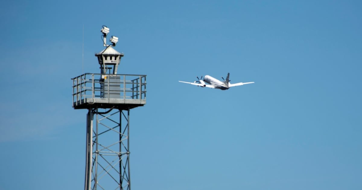 SAAB says 10,000 jobs could land in Canada