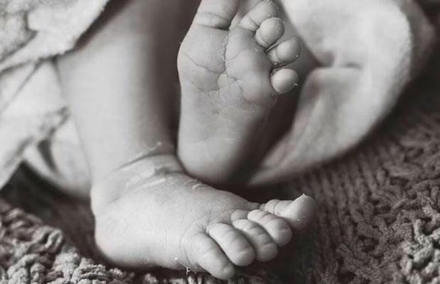 Bebé de un año murió al caer en un balde con agua