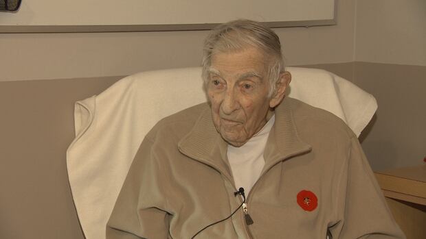 100-year-old Winnipeg naval veteran reflects on service in Second World War