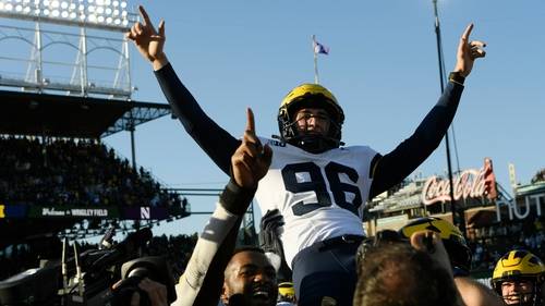 Wrigley Field college football game: Zvada's 31-yard field goal as time expires lifts No. 18 Michigan over Northwestern 24